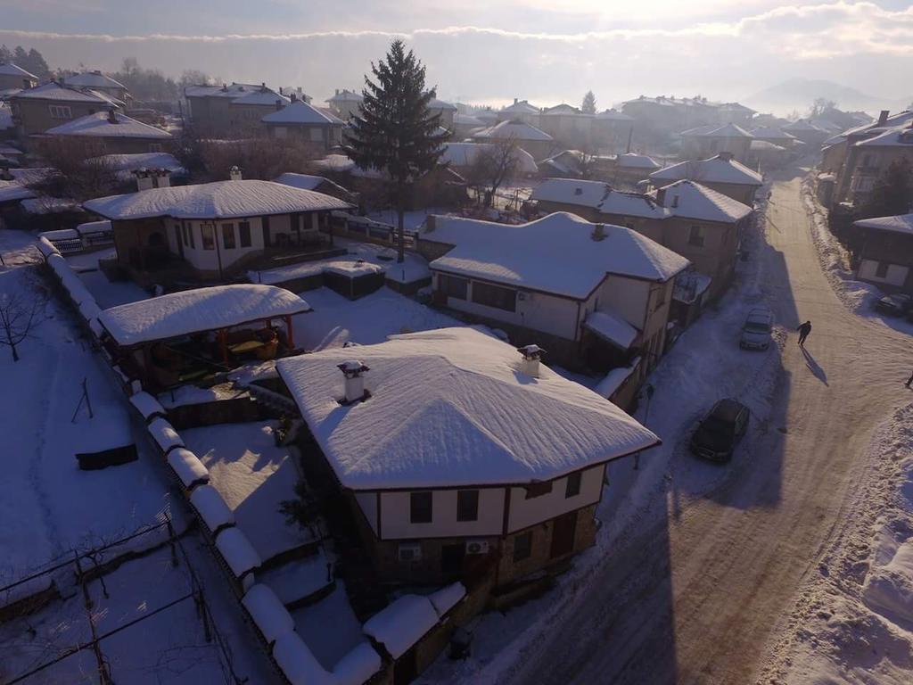 Complex Ristanite Villa Elena Exterior photo